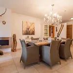 Style - 9 Apartment *